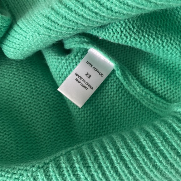 NWOT SWEET AND SINFUL GREEN CHERRY SET CROP TOP/SWEATER XS - Picture 6 of 6